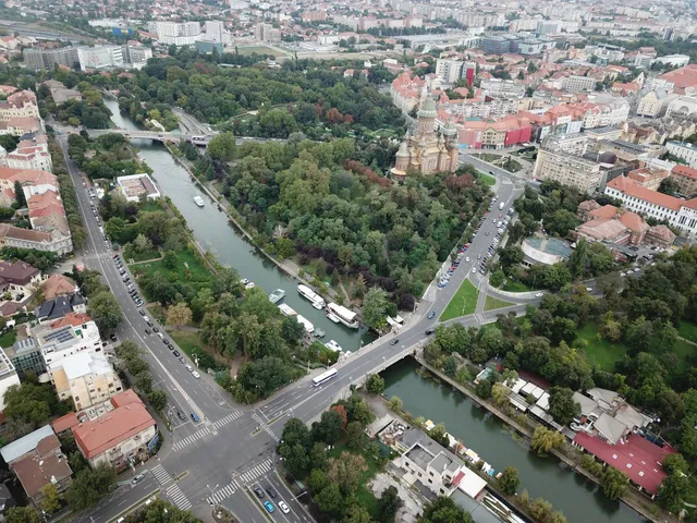 Discover Timișoara’s Cultural Harbor – RE.Flux on the Bega & RE.Discover Sculpture Park