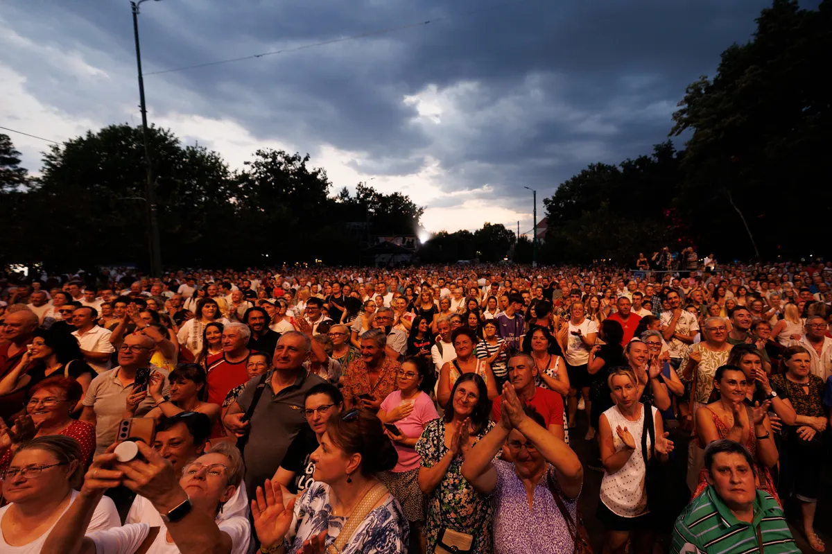 Folklore show “The Timișul Ensemble and Guests,” Sunday, August 2, 2026, I.C. Brătianu Boulevard, photo credit: Andra Usvat
